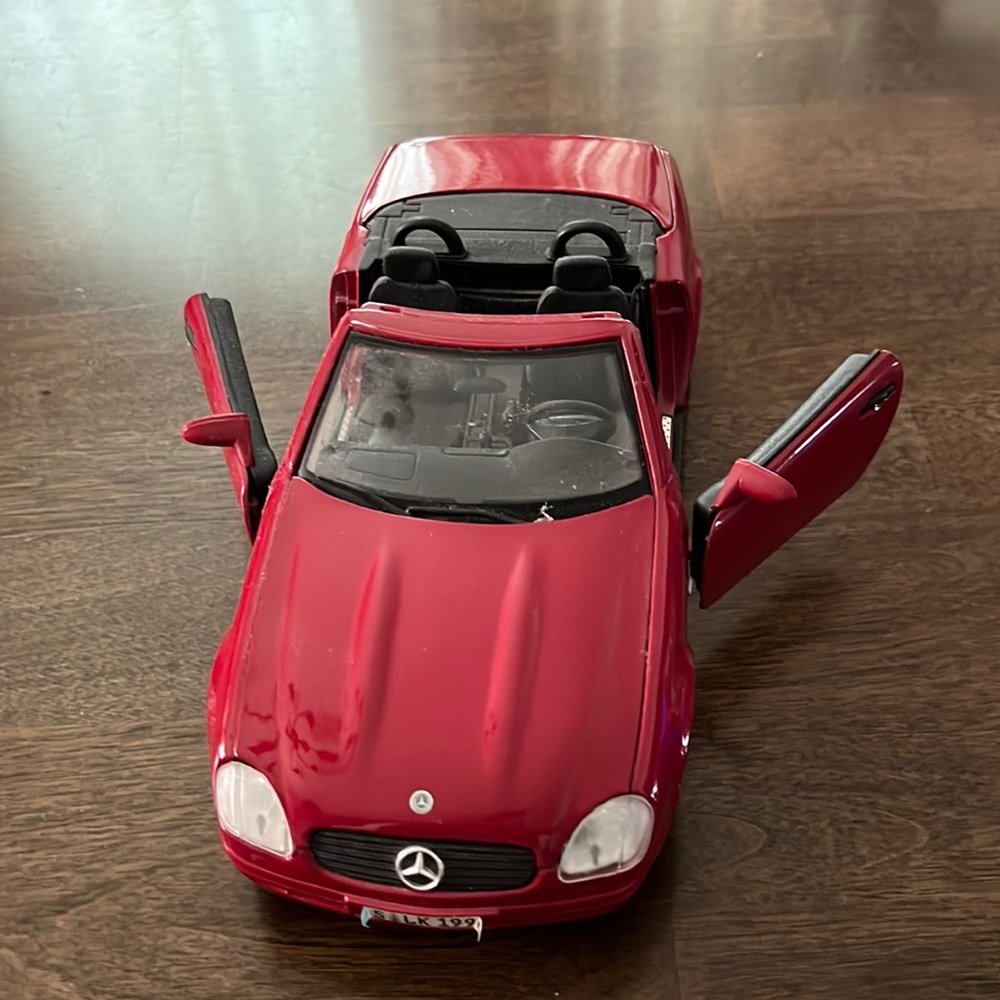 Mercedes die cast car